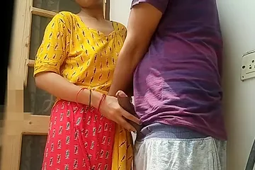 Pinay Wife Caught Cheating With My Driver - free porn video
