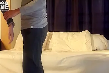 Amateur Asian sucks him to relax him - free porn video