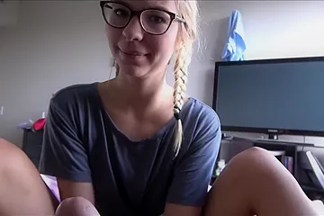 Sofia Sweet - She Wants Your Cock - free porn video