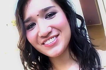 Before Having Her Face Covered In Hot Cum Angelina Lets Him Dick Her Down Relentlessly - free porn video