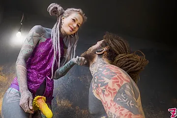 Alt Dominatrix Pegging Tattooed Worker - free porn video