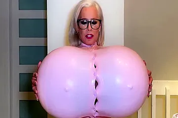 Cum On My Huge Tits! So Yea A Lot Of Requests For This Video:)! But The Latest One (cum In My Pussy Is Pretty Amazing!) I H - free porn video