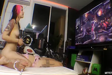 Great Seat For A 30 Min - Mila Spook And Gamer Girl - free porn video