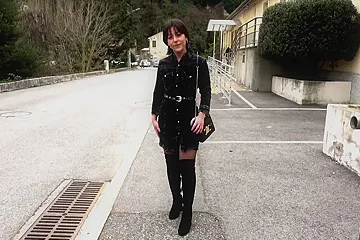 Manéa, 20 years old, dental assistant in Ventabren (13)! - free porn video