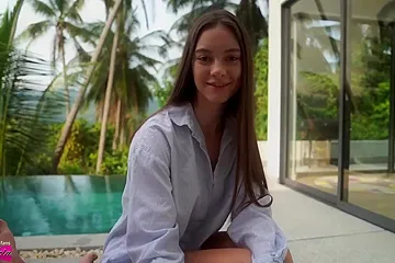 Sola Zola In Panties To The Side With Tempting From - free porn video
