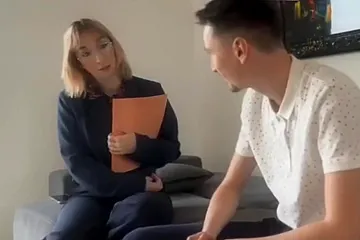 je baise une nounou lors de son recrutement - free porn video