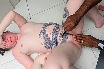 Pregnant Woman Cant Shave And Calls The Cuckold To Do The Job - free porn video
