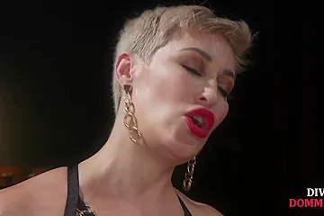 loser dude doggystyled by cougar domina - free porn video