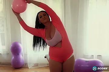Gym For With Juliana Simms - free porn video