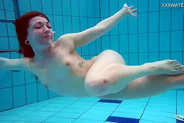 Katrin Bulbul Hot As Fuck In The Pool - free porn video