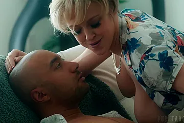 Dee Williams - Counselor Dee Willams Sucks And Fucks Her New Patient - free porn video