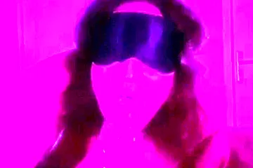 elle passe sous la couette me la sucer - free porn video