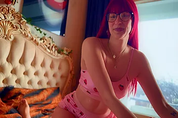 Vlog 70 // Chocolate Dipped Strawberries And Whipped Cream Turn On Unshaved College Girl - Straw Berry - free porn video
